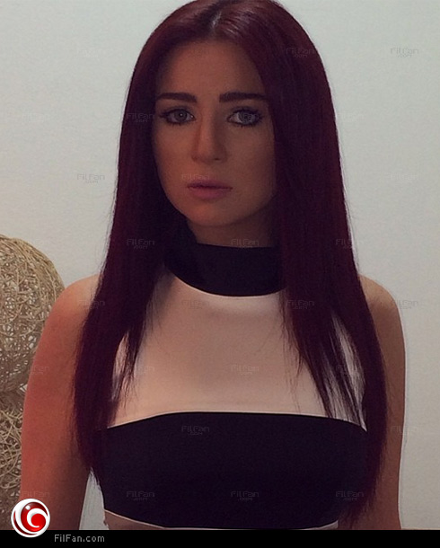 مي عز الدين