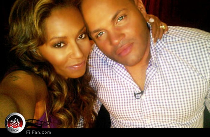 ميلاني وزوجها ينفيان طلاقهما