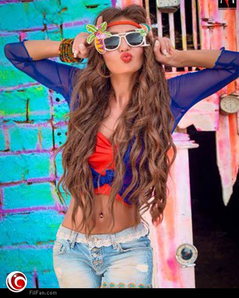 ميرنا المهندس في أحدث جلسات تصويرها