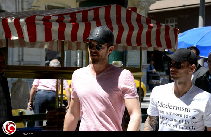 كيفانتش تاتليتوج يتجول في أسطنبول بصحبة ويسلي سنايدر