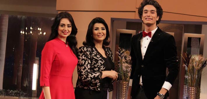 محمد محسن وهبة مجدي مع منى الشاذلي في كواليس الحلقة