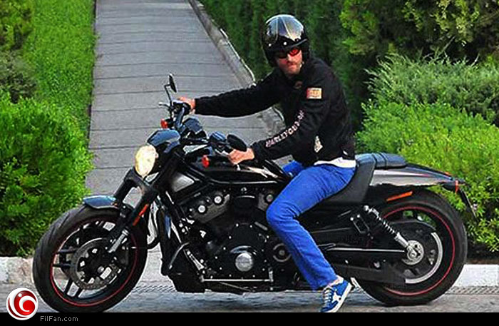 مهند يعود إلى قيادة الدراجات