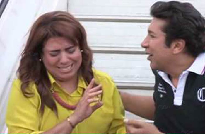 هاني رمزي يحاول مصالحة نشوى مصطفى