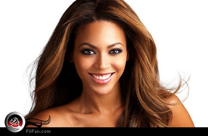 بيونسيه نوليس