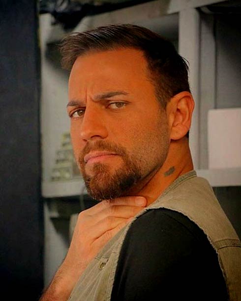 نيكولا معوض