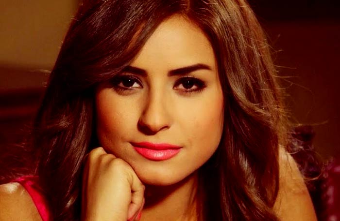 ريهام ايمن وشريف رمزي