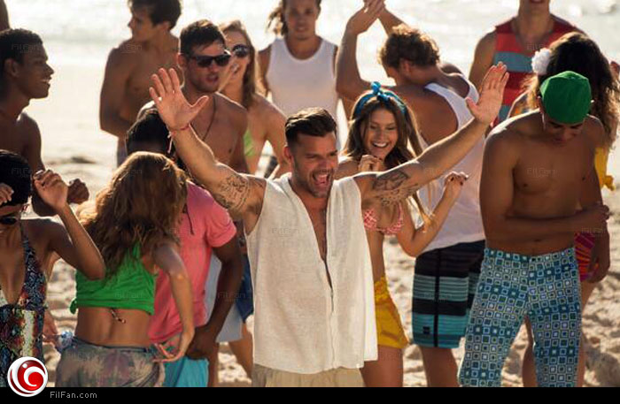 ريكي مارتن في كليب Vida