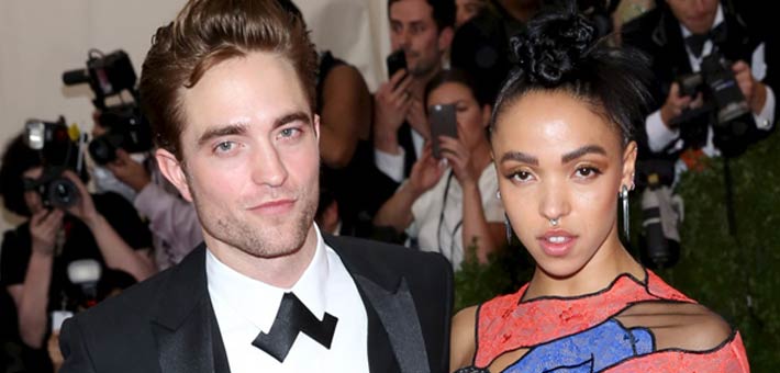 روبرت باتينسون مع خطيبته إف.كى.إى تويجز.