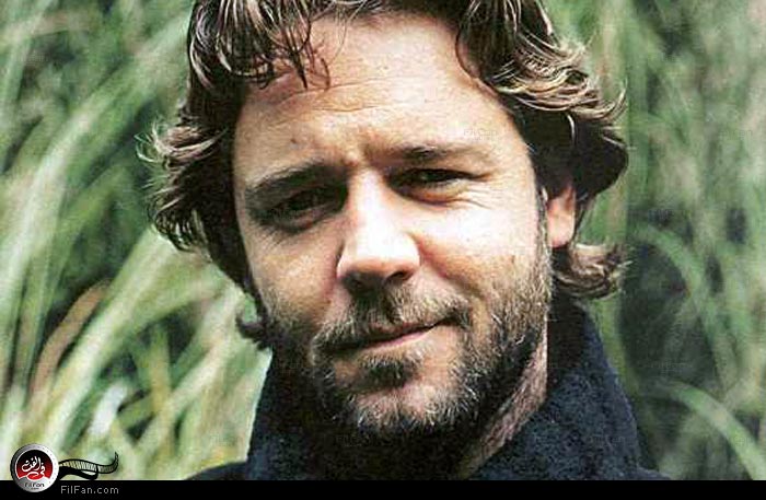 كرو بطل الفيلم