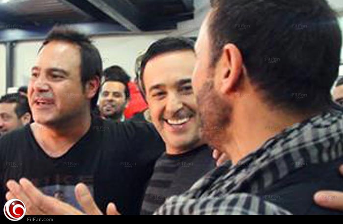 صابر الرباعي يحتفل بعيد ميلاده في الكواليس