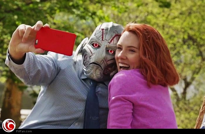 سكارليت جوهانسون تقضي وقتا ممتعا مع الشرير Ultron