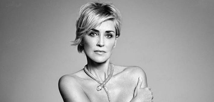 شارون ستون في جلسة تصويرها لمجلة Harper’s BAZAAR