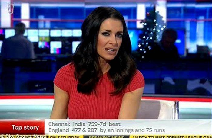 مذيعة النشرة