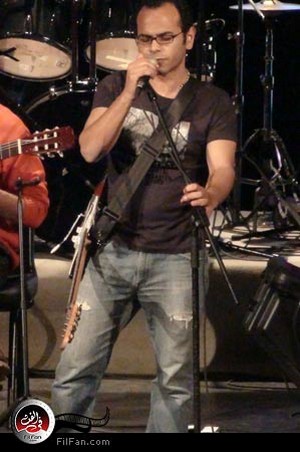 مسار إجباري يحتفلون بالثورة المصرية