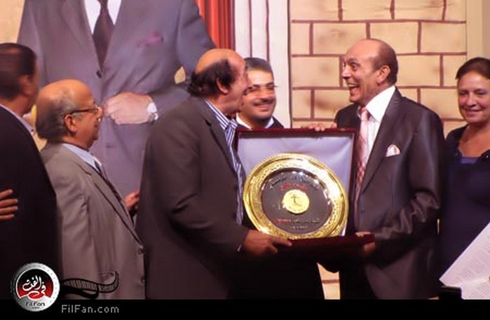 محمد صبحي ولقطة كوميدية مع عبد الله مشرف