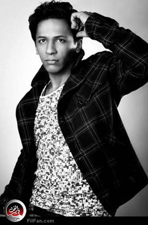 تامر علي يطرح ألبوم ديني في رمضان