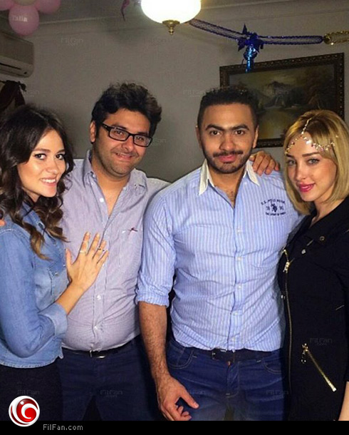 تامر حسني مع زوجته بسمة بو سيل في الاحتفال بعيد ميلاد ابنتهما بحضور وليد منصور