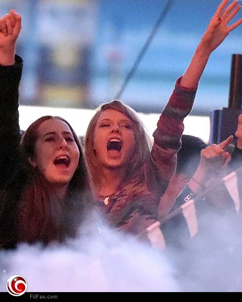 تايلور سويفت متحمسة لأغاني حبيبها