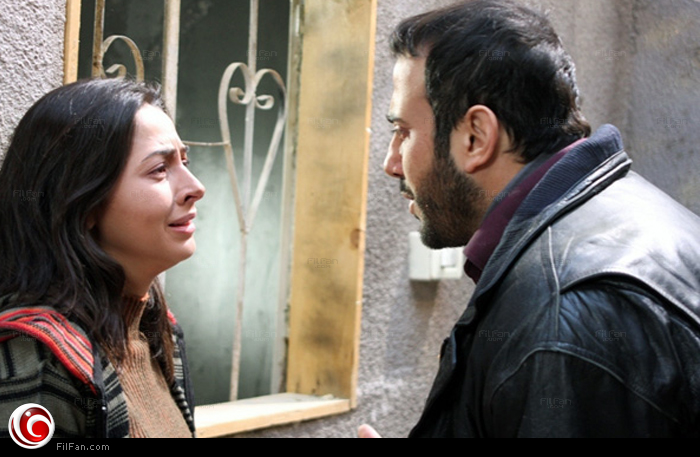 لقطة من مسلسل الولادة من الخاصرة