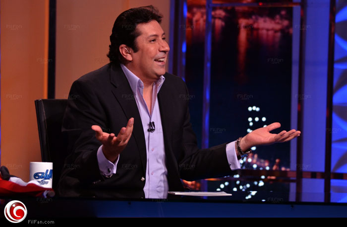 هاني رمزي يدعو إلى الوحدة الوطنية بدق الكنائس أجراسها مع مدفع الإفطار