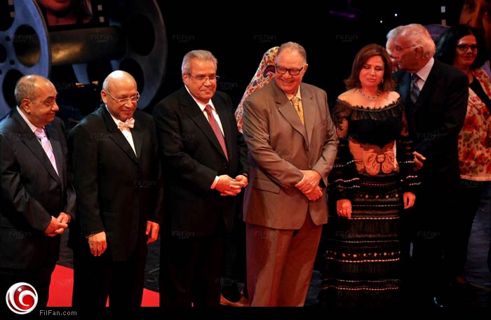 الفخراني وواضح عليه نقصان الوزن