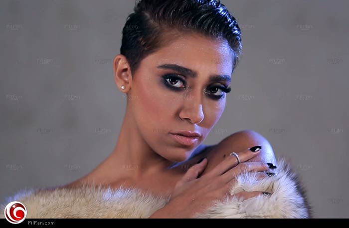 زيزي عادل في لقطة من الفيديو