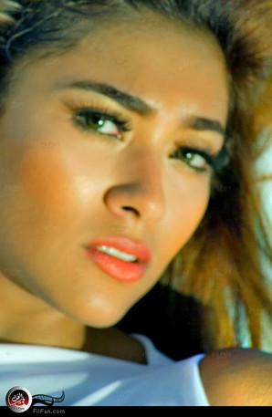 زيزي عادل سعيدة بردود أفعال الجمهور على دعاء &quot;يارب&quot;