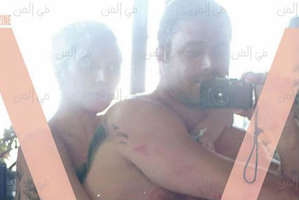 صورة ليدي جاجا وخطيبها العارية على غلاف مجلة V