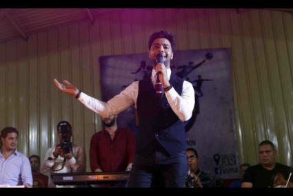 أحمد جمال فى حفل الاوئل بالاسكندرية 