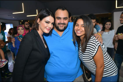 شيكو ونسرين أمين ودارين حداد في عرض "حملة فريزر"