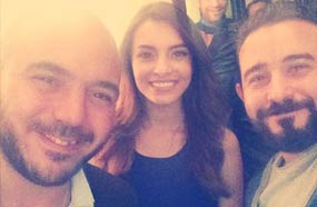 كارمن تتوسط أحمد عادل ومحمود العسيلي