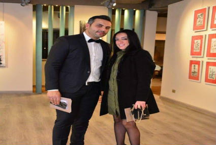 أحمد فريد يفتتح معرض فن تشكيلي بالكويت 