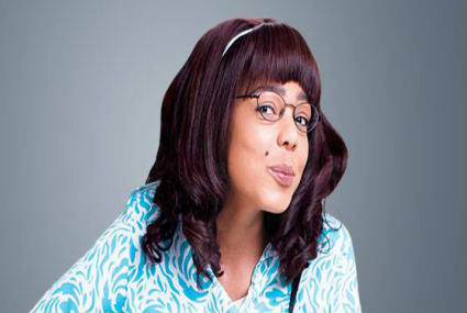 ناهد السباعي في دور "هبة رجل الغراب"