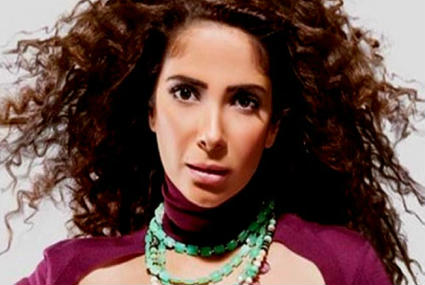 قالت منى زكي من قبل إنها ندمت على المشاركة في فيلم "احلام عمرنا" مع مصطفى شعبان وأنها لم تتعاون معه مرة ثانية