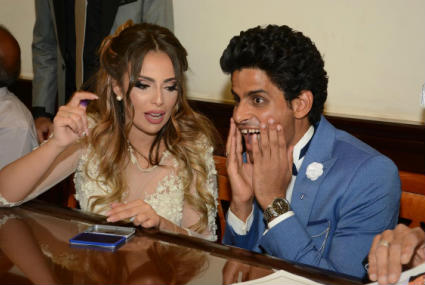 حمدي ورد فعل مضحك اثناء عقد قرانه و إسراء