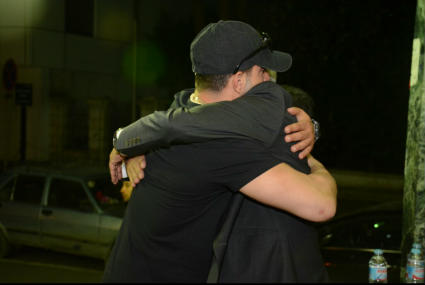 أحمد السقا يحتضن صبري فواز