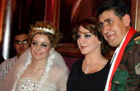 سلاف فواخرجي تشارك الجنود فرحتهم