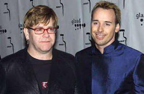 التون جون وزوجه ديفيد فيرينش