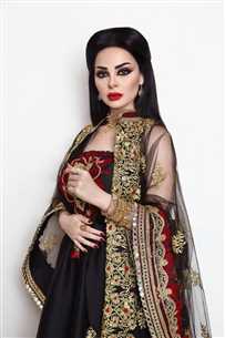 اختارت ديانا ملابسها من دار الزين