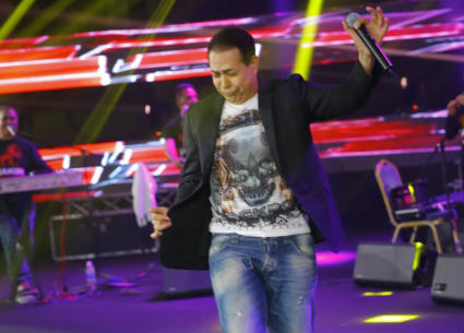 حفل محمد حكيم في أرض المعارض بالكويت