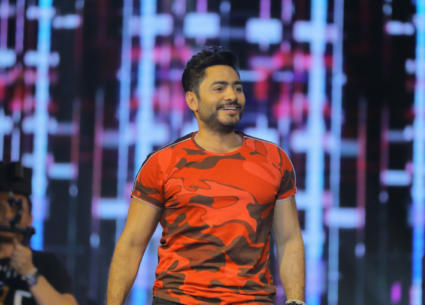 حفل تامر حسني بالجامعة البريطانية