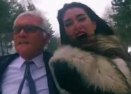 ياسمين صبري ورامز جلال متنكرا في "هيكتور كوبر"