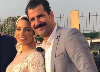 احتفل الممثل محمود حافظ بعقد قرانه في حفل عائلي اقتصر على حضور أقارب العروسين، وبعض الأصدقاء.