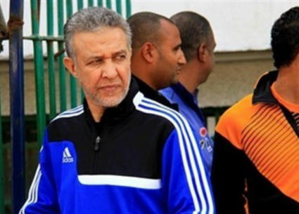 وفاة المحلل الرياضي عبد الرحيم محمد بسبب انفعاله في مباراة مصر والسعودية