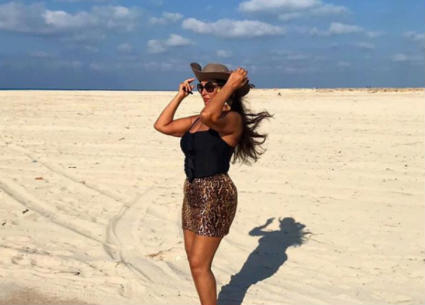 فيفي عبده في الساحل الشمالي 