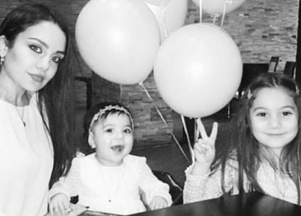 زينب ابنة هيفاء وهبي وحفيدتيها رهف ودانيلا 