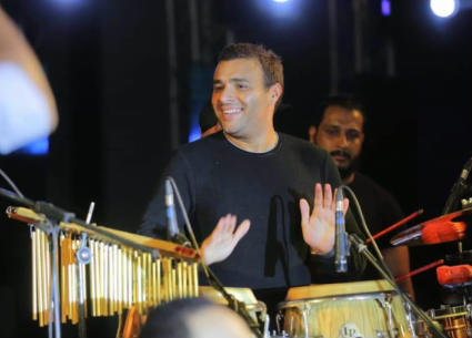 رامي صبري يحيي حفلا داخل احدى الجامعات الخاصة "درايه" بمحافظة المنيا