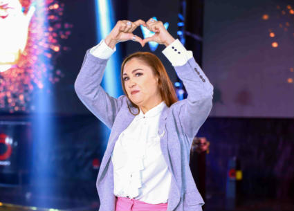 تكريم درة وأحمد عبد العزيز وعدوية وشيرين فى نادي مدينة نصر
