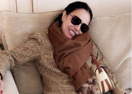 شاركت الفنانة شريهان جمهورها بصورة جديدة  في أحدث ظهور لها.
