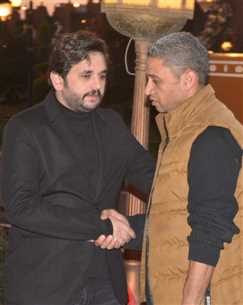 مصطفى خاطر يتلقى العزاء في والدته